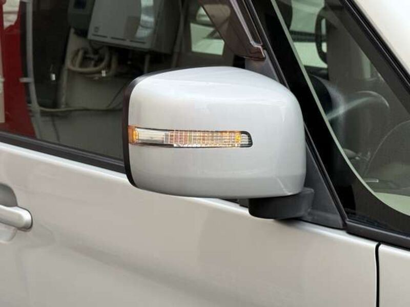 DELICA D2