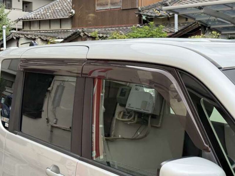 DELICA D2