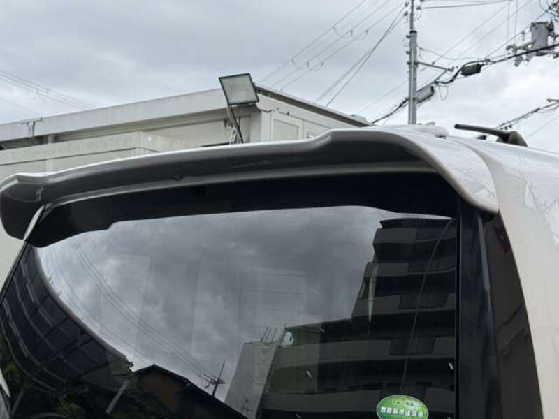 DELICA D2