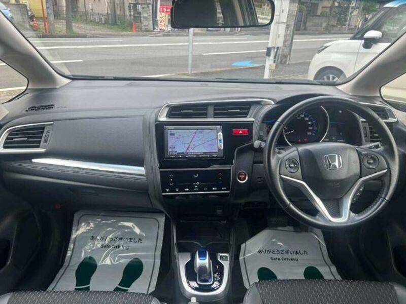FIT HYBRID