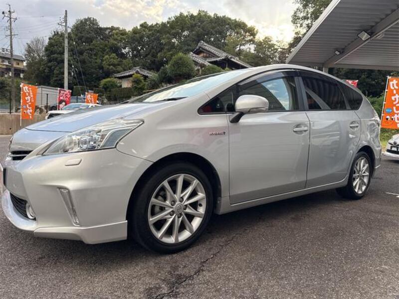 PRIUS ALPHA