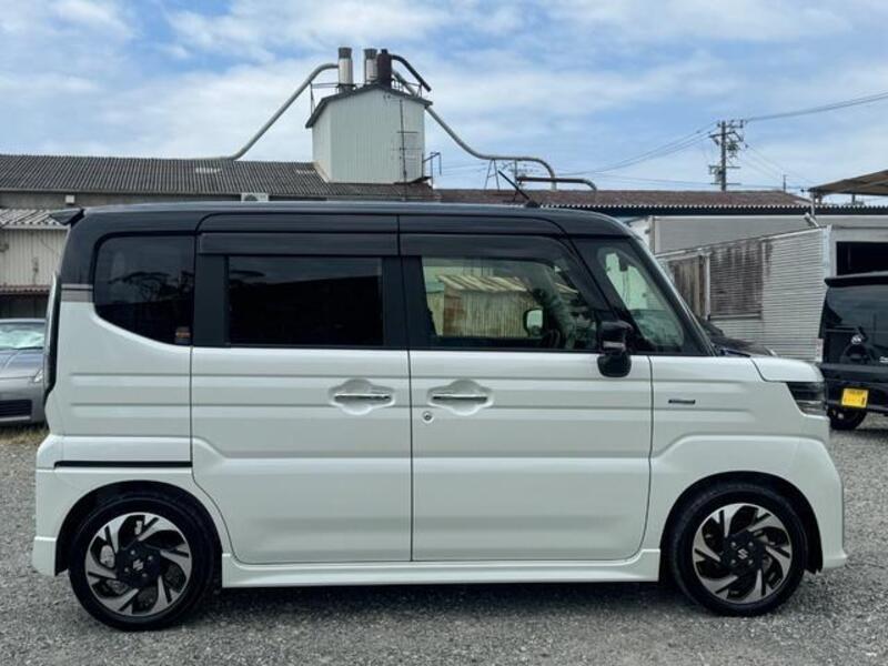 SPACIA CUSTOM