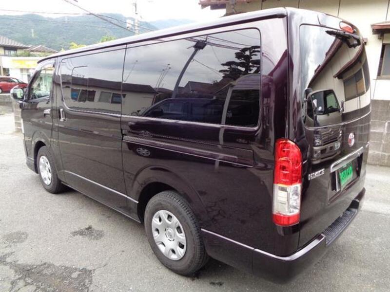 HIACE VAN