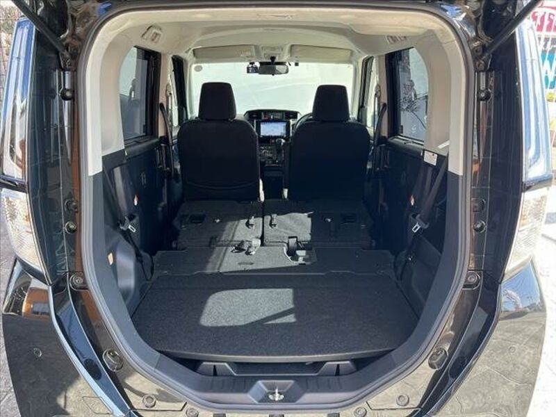 ROOMY