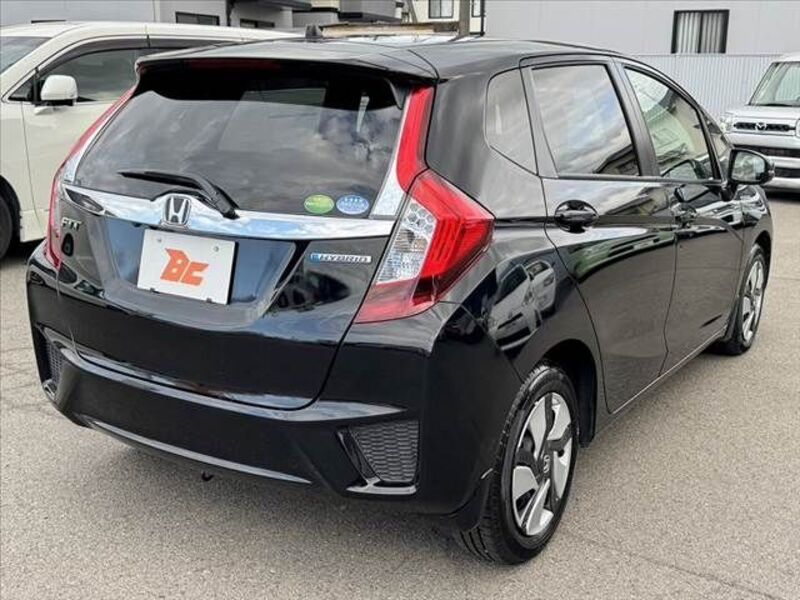 FIT HYBRID