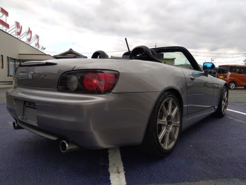 S2000