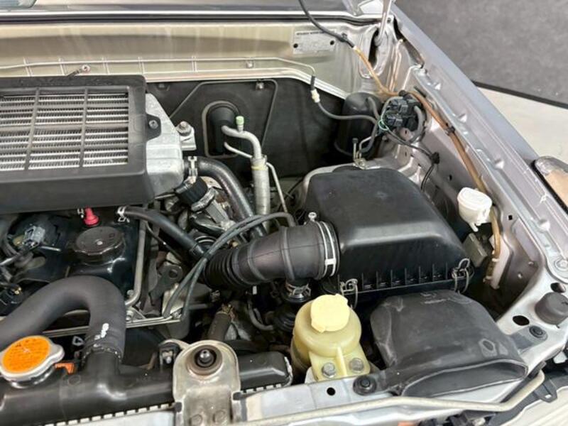 PAJERO MINI