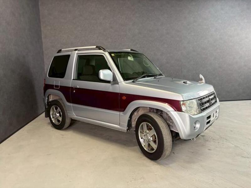 PAJERO MINI