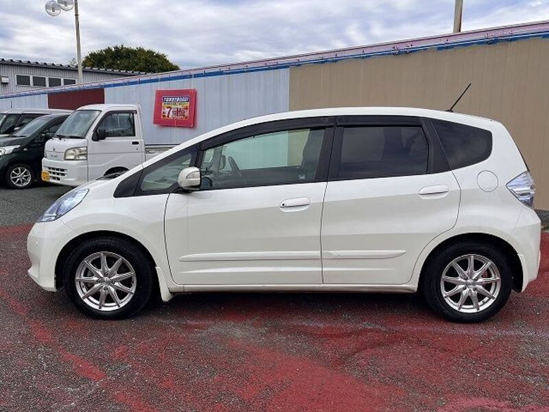 FIT HYBRID