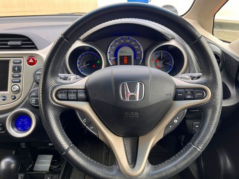 FIT HYBRID