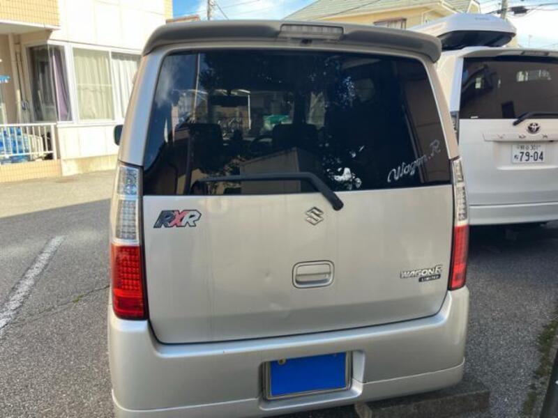 WAGON R