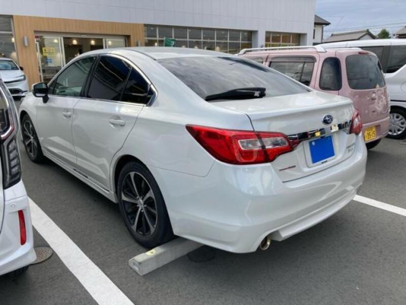 LEGACY B4