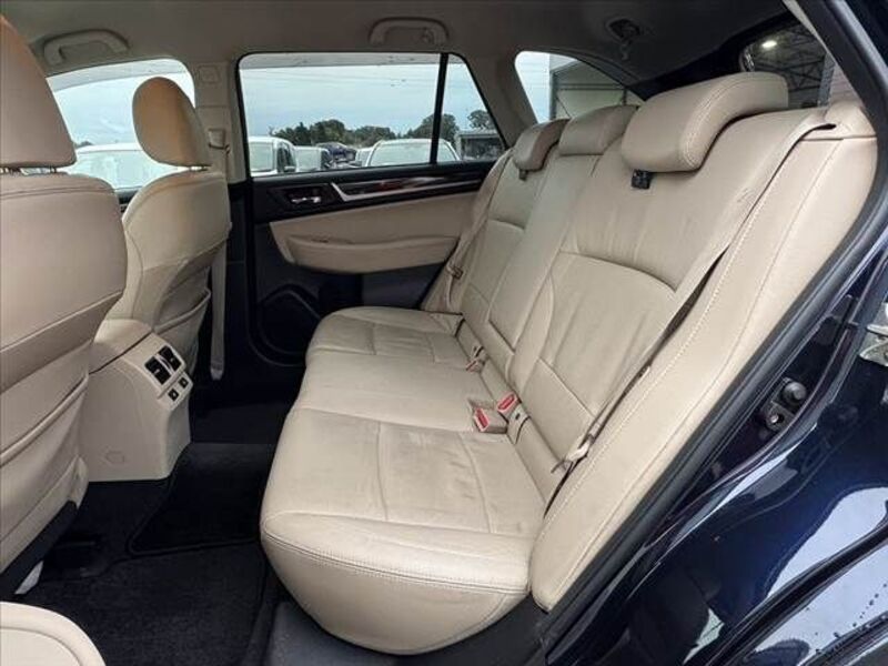 LEGACY OUTBACK