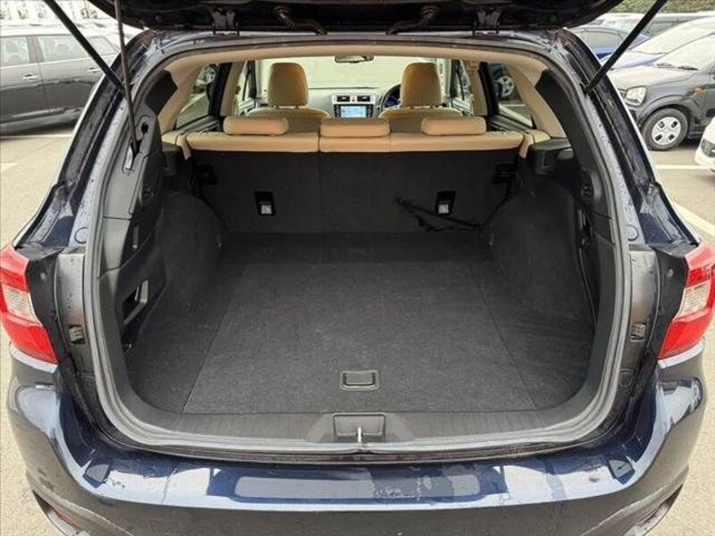 LEGACY OUTBACK