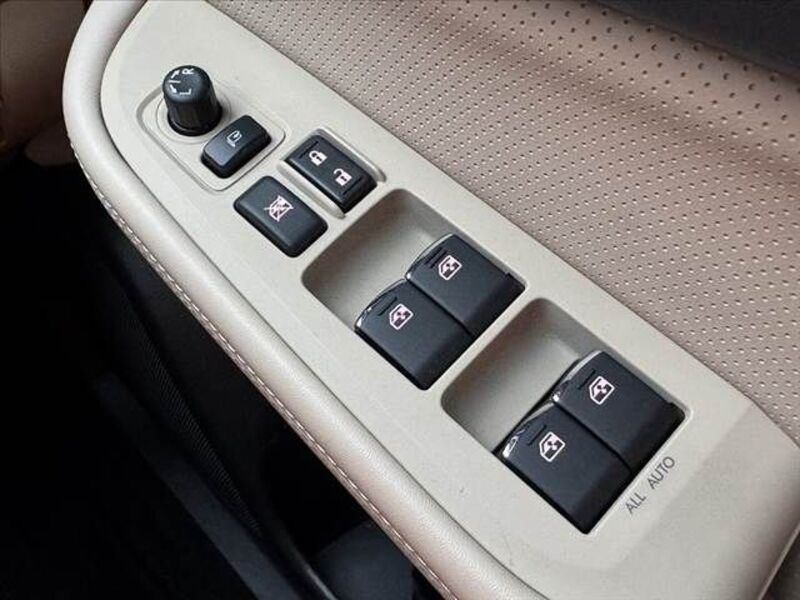 LEGACY OUTBACK