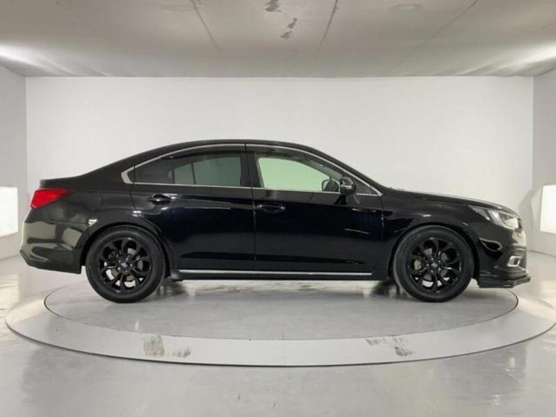 LEGACY B4