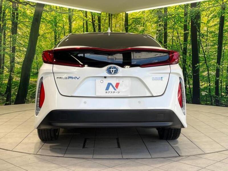 PRIUS PHV