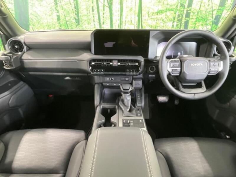 LAND CRUISER 250