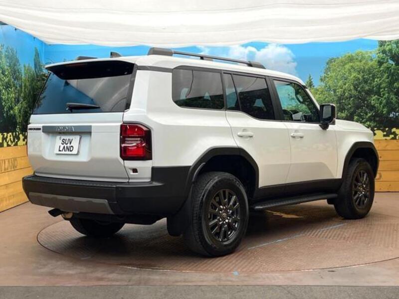 LAND CRUISER 250