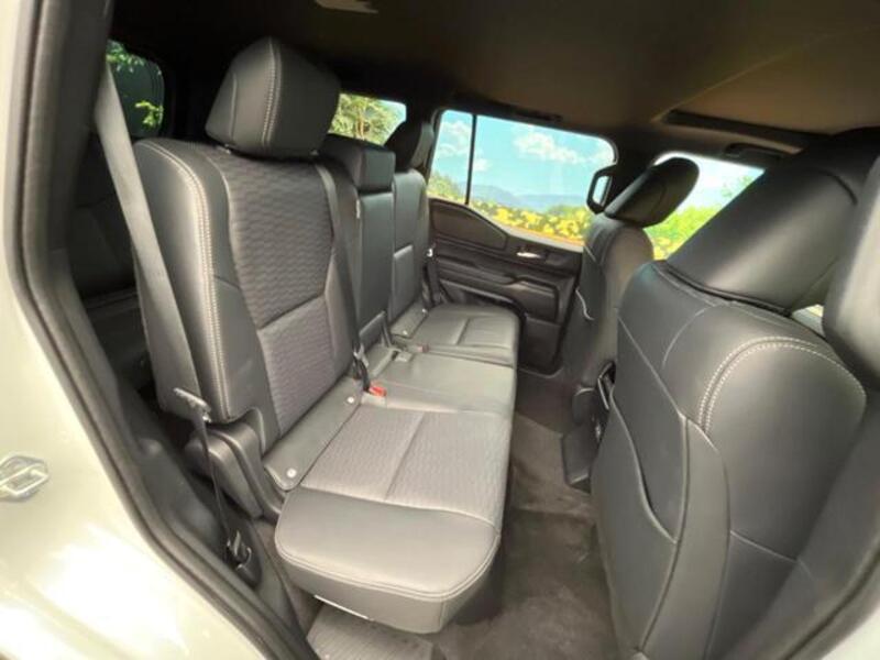 LAND CRUISER 250