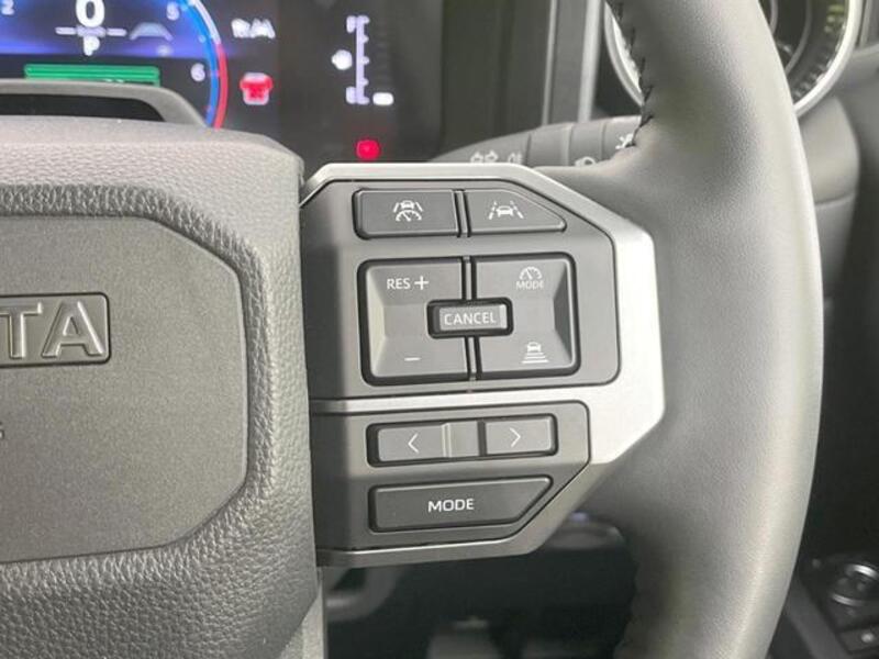 LAND CRUISER 250