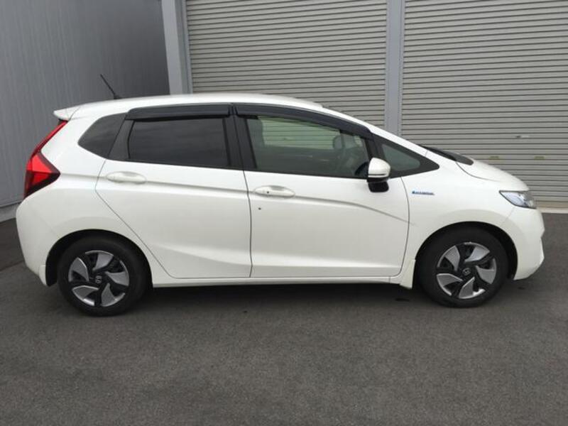 FIT HYBRID