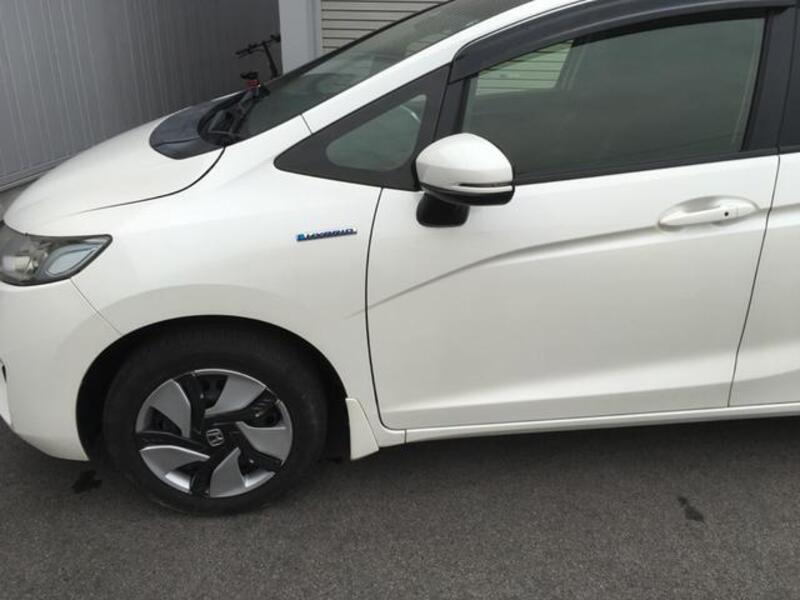 FIT HYBRID