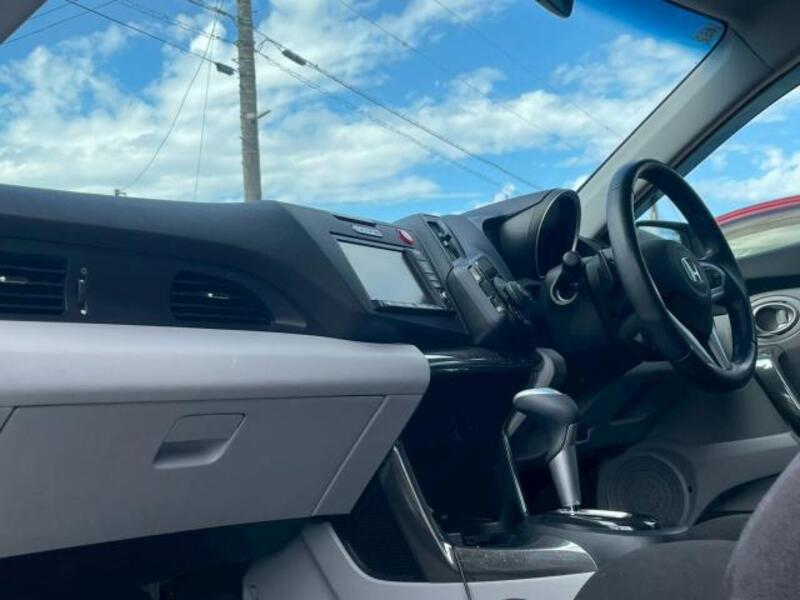 CR-Z