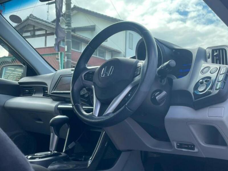 CR-Z