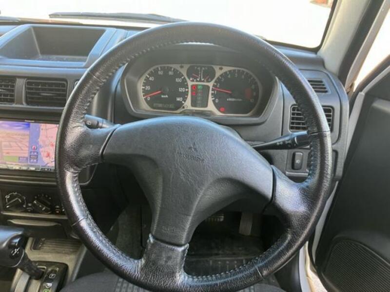 PAJERO MINI