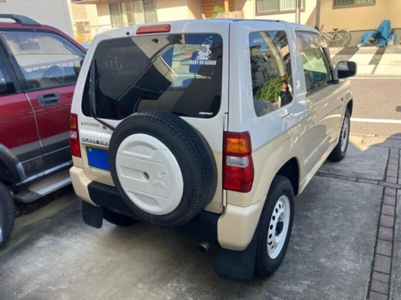 PAJERO MINI