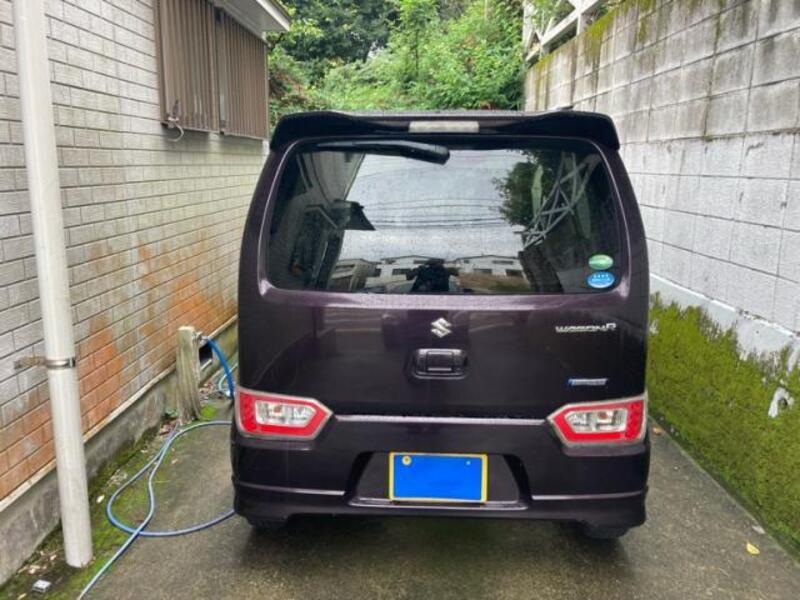 WAGON R