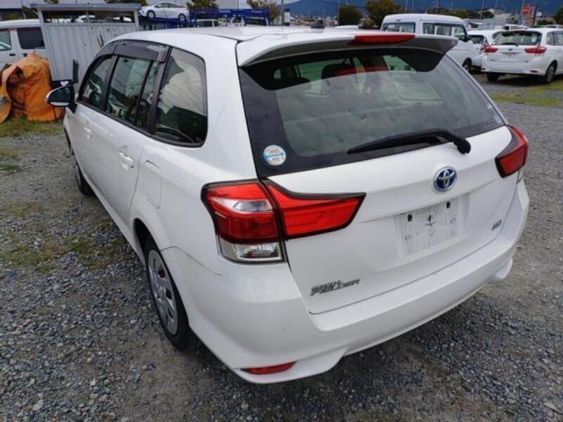 COROLLA FIELDER