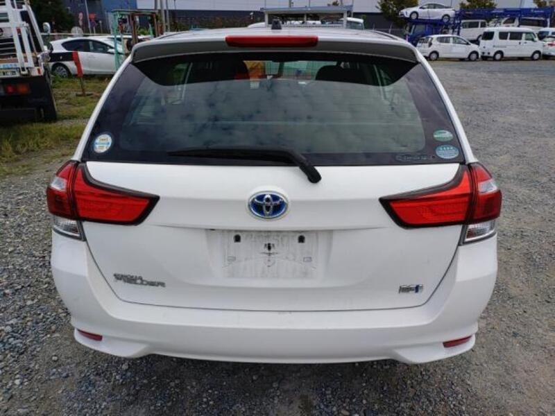 COROLLA FIELDER