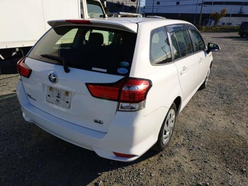 COROLLA FIELDER
