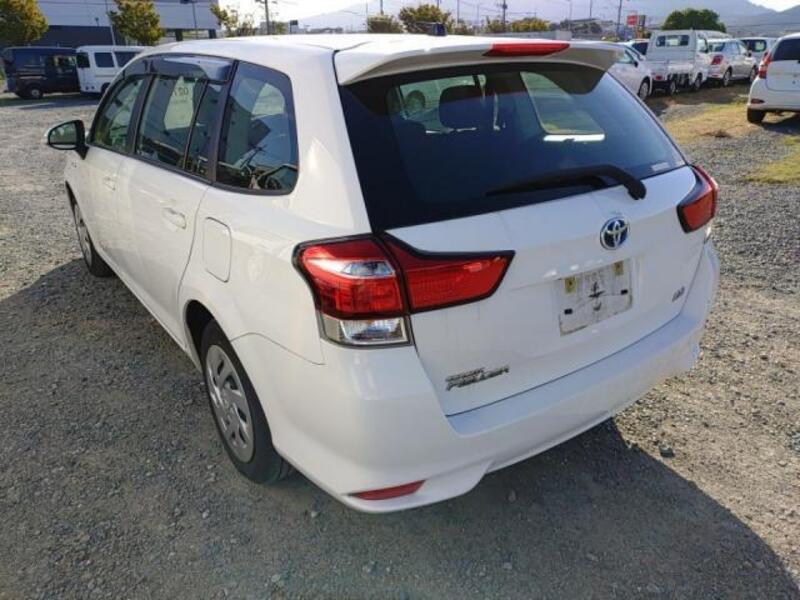 COROLLA FIELDER