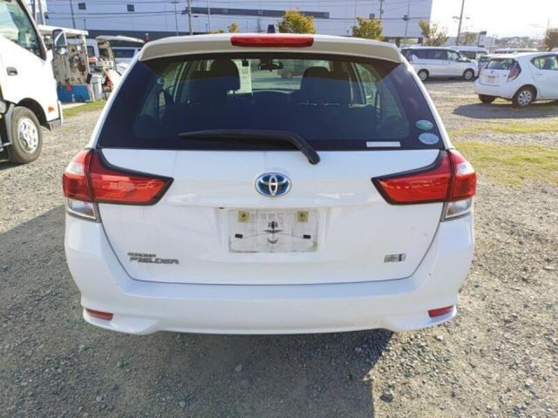 COROLLA FIELDER