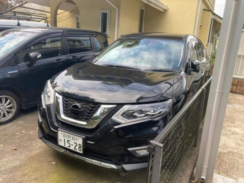 X-TRAIL-0