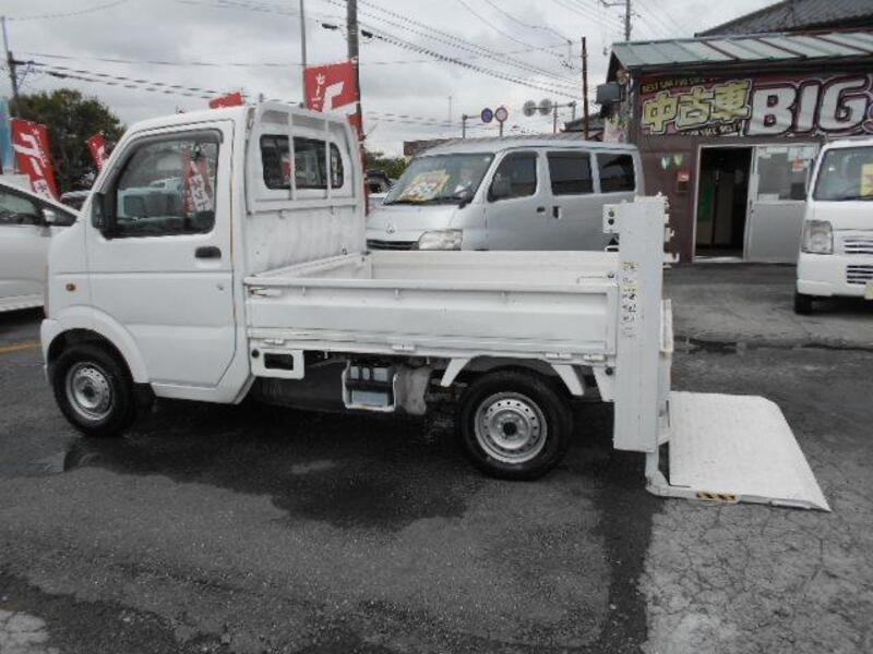 CARRY TRUCK