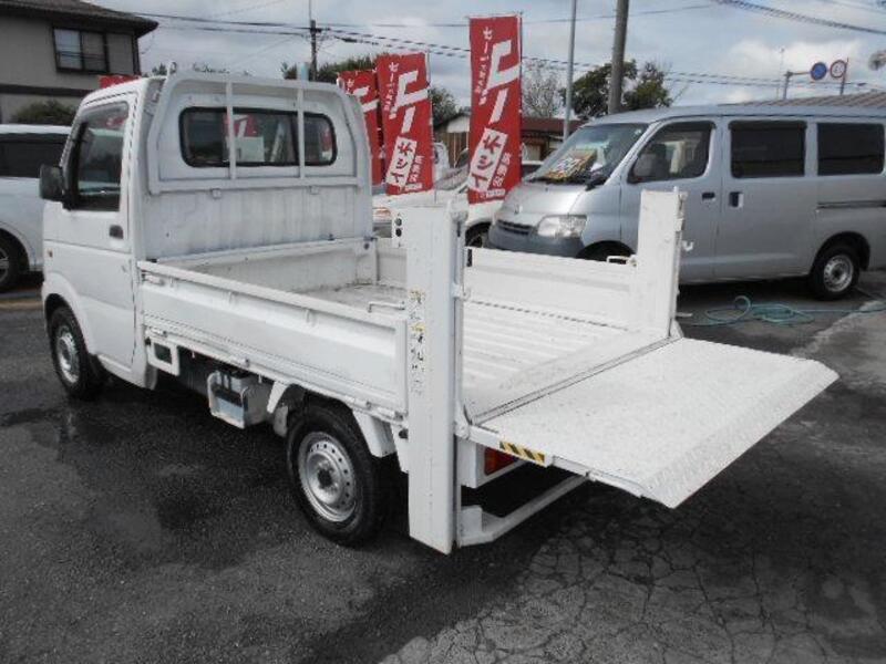 CARRY TRUCK