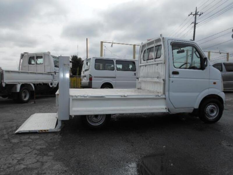 CARRY TRUCK