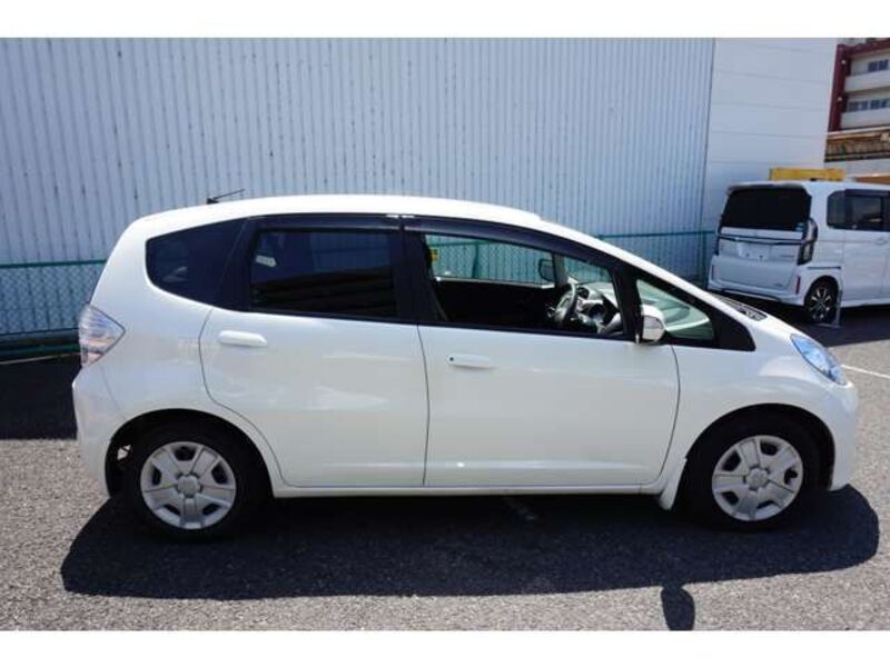 FIT HYBRID-0