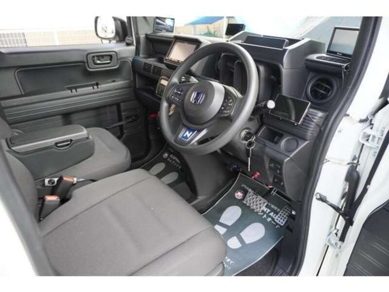 N-VAN