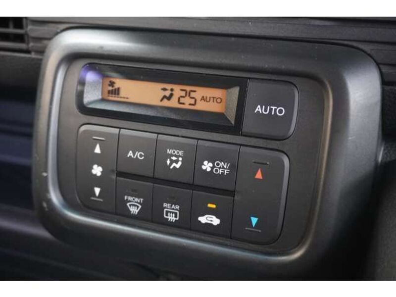 N-VAN