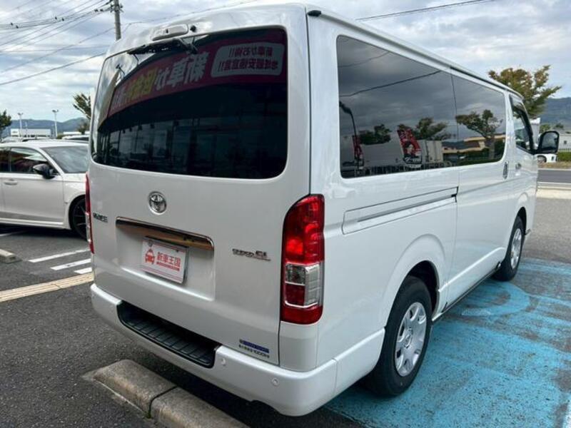 HIACE VAN