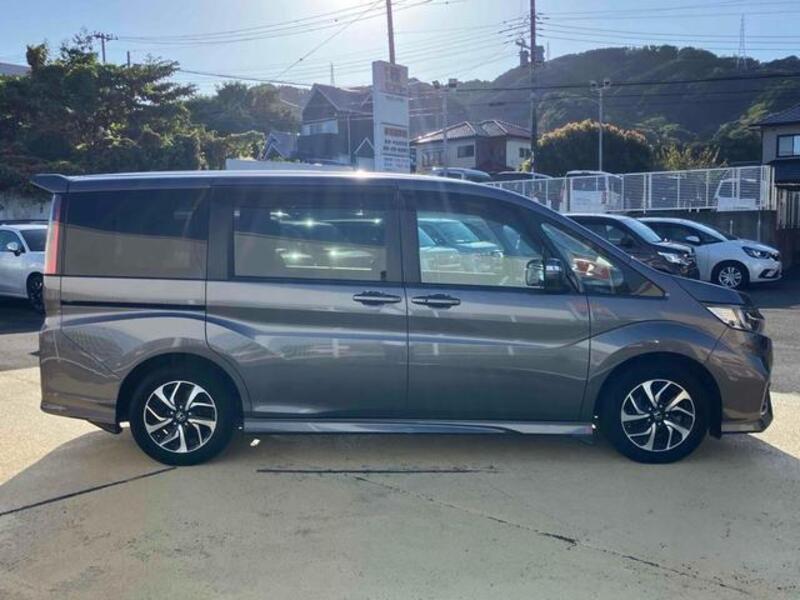 STEPWAGON SPADA