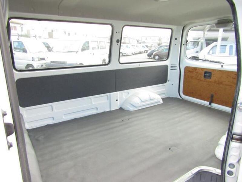 BONGO VAN