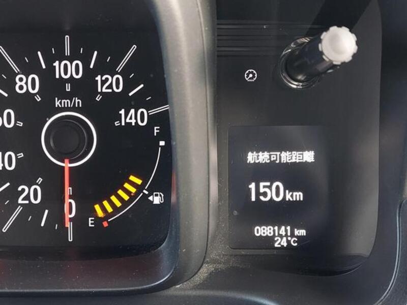 N-VAN