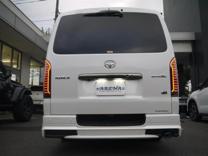 HIACE VAN