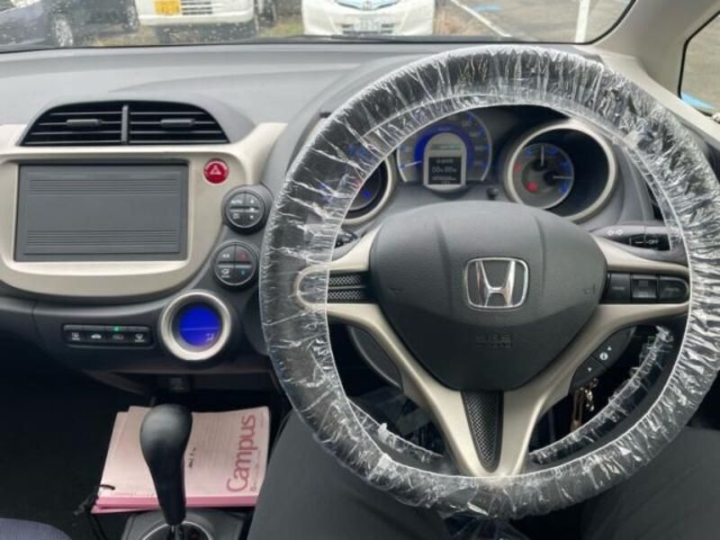 FIT HYBRID